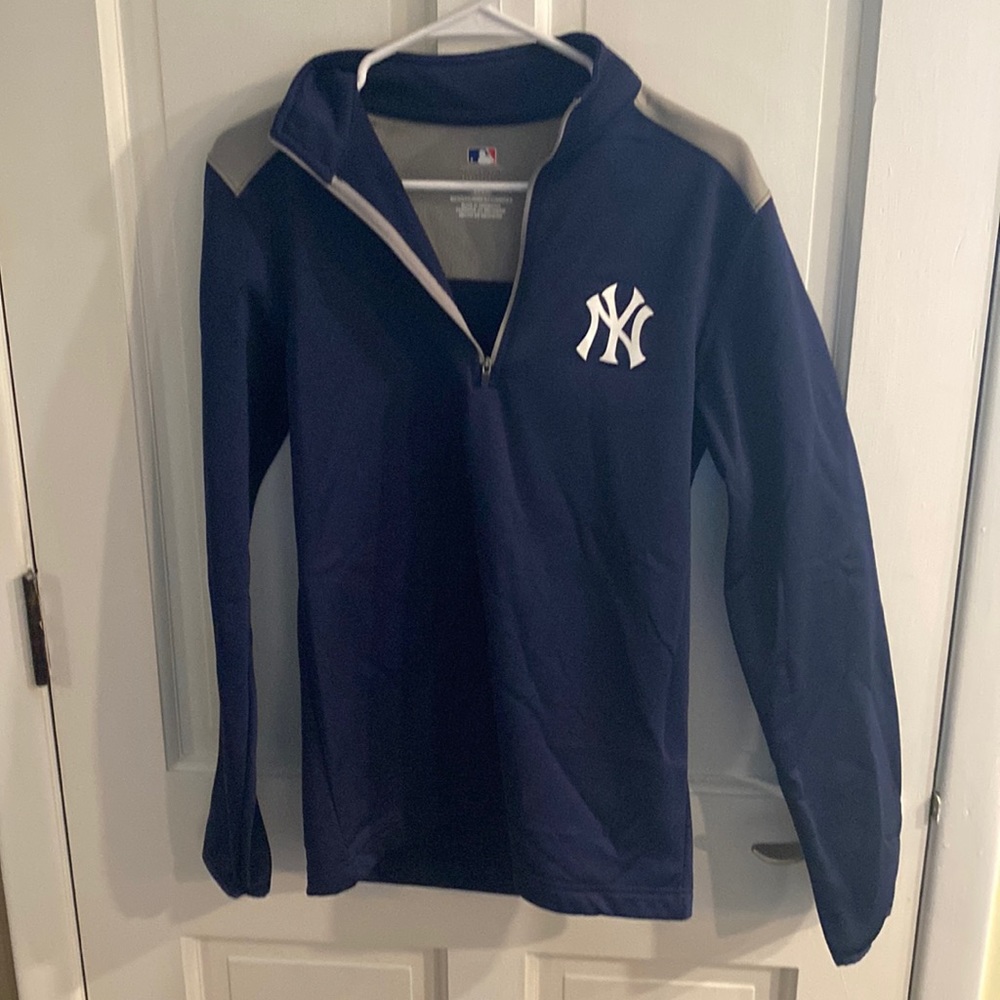 MLB New York Yankees mens  quarter zip sweatshirt navy blue and gray size small